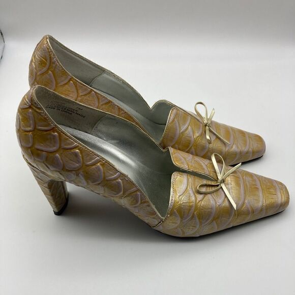 Vintage Giorgio Bellini Connie Crocodile Gold Leather Pump Size 7M Excellent C - Picture 1 of 7